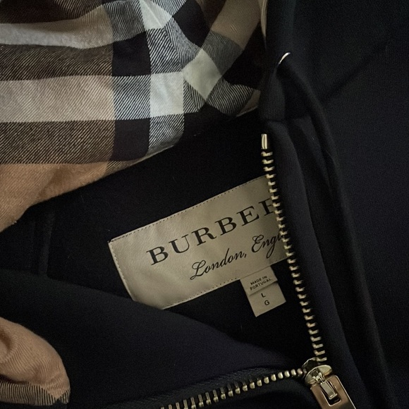 Authentic Burberry zip up, black - Picture 3 of 4